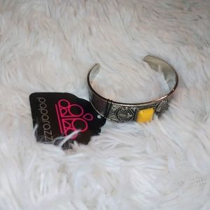 NWT Ocean Mist silver cuff bracelet with yellow stone